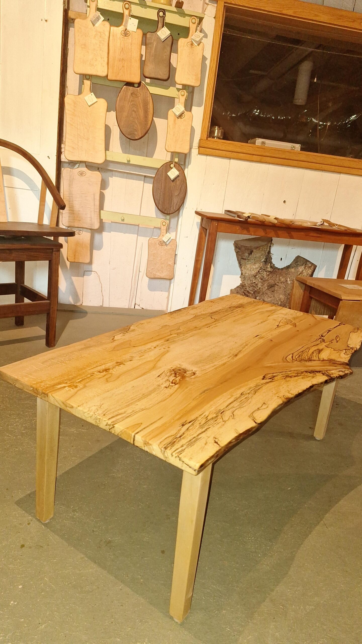 TC M LE 25-10 (spalted Maple coffee Table)